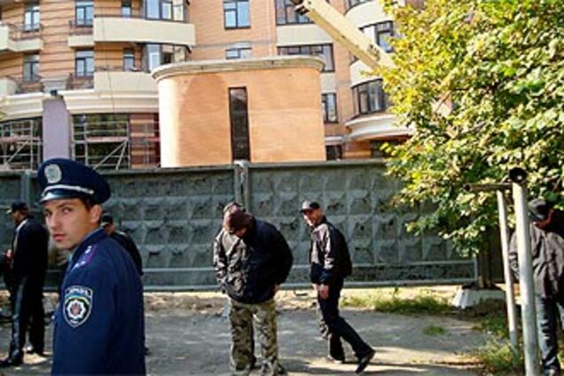 Печерские войны: яйца против застройщиков