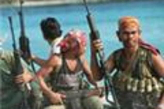 Родственники моряков с 'Фаины' пришли к Ющенко