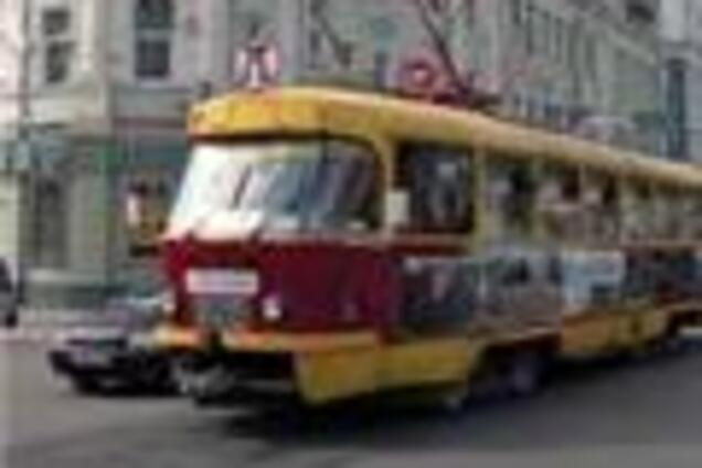 Трамвай насмерть задавил девушку