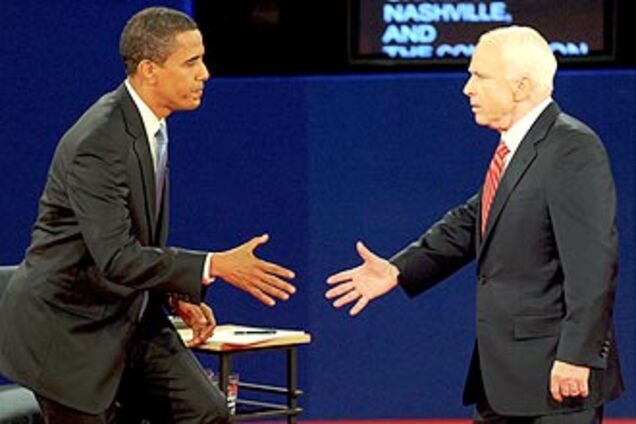 Обама разгромил Маккейна на дебатах