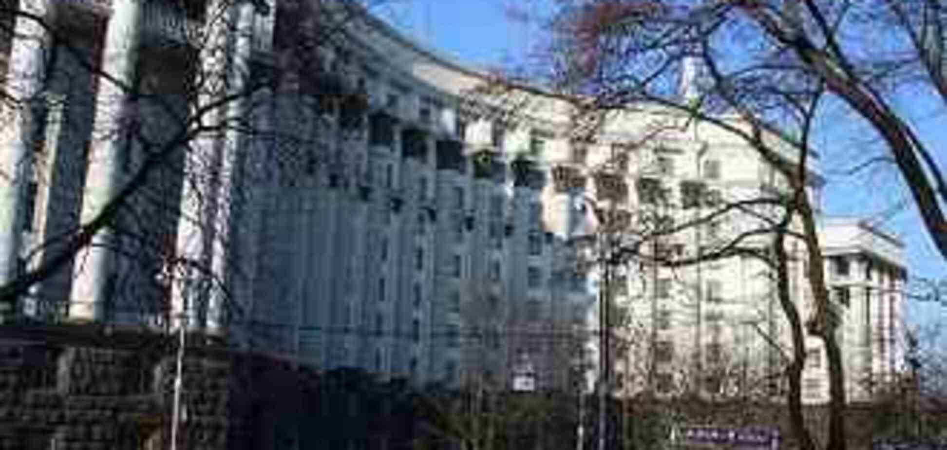 Янукович уже видит себя в кресле премьера