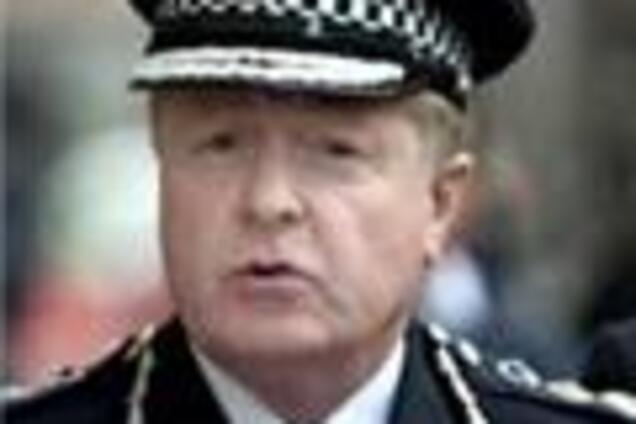 Глава Скотланд-Ярда подал в отставку