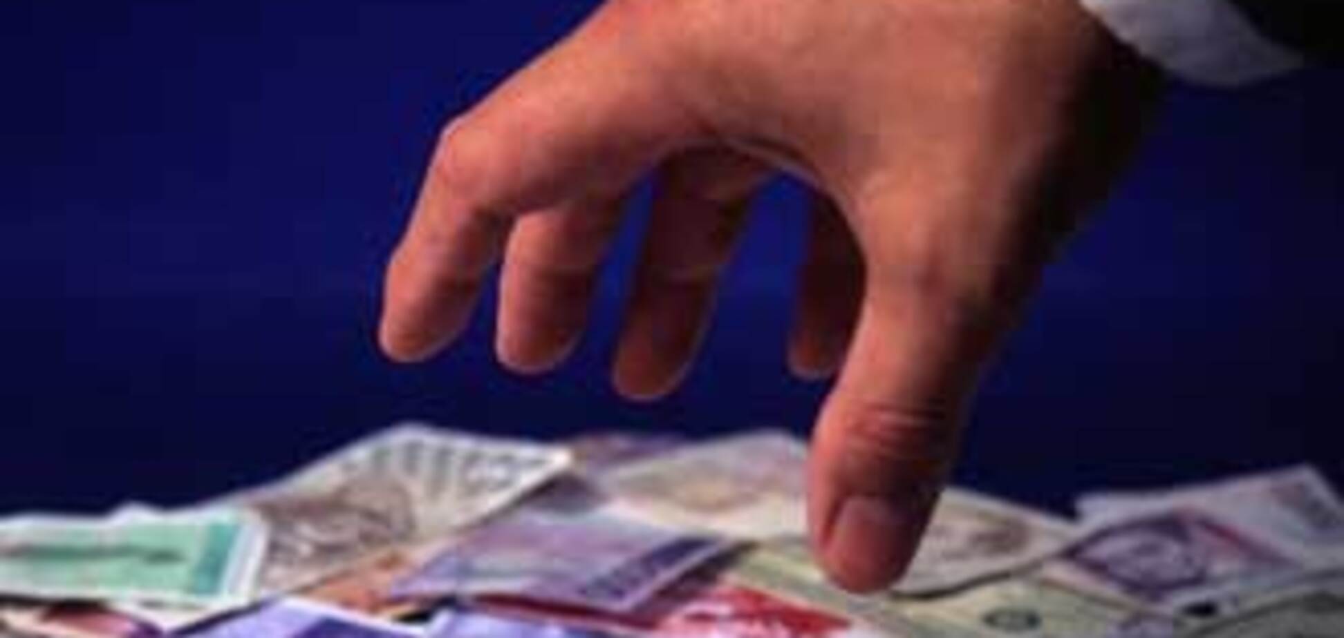 ' Регіони' змінюють криза на владу