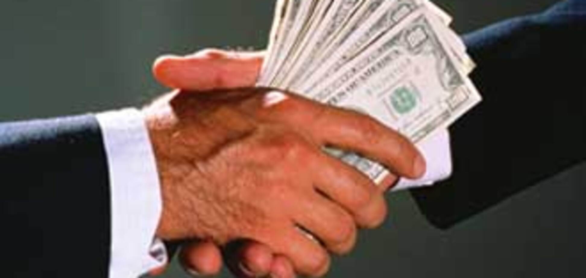 Украинцам могут разрешить рассчитываться валютой