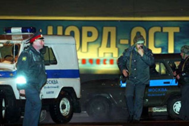 Москва поминает жертв 'Норд-Оста'