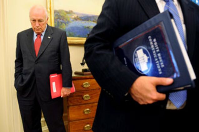 Чейни - самый опасный вице-президент США