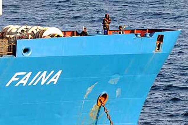 Моряки 'Фаїни' залишилися без єдиної крихти і краплі