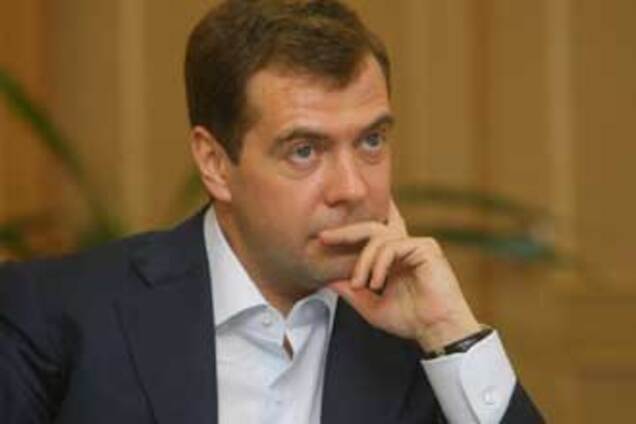 Медведев наделал шуму в Ницце. Снайперы начеку