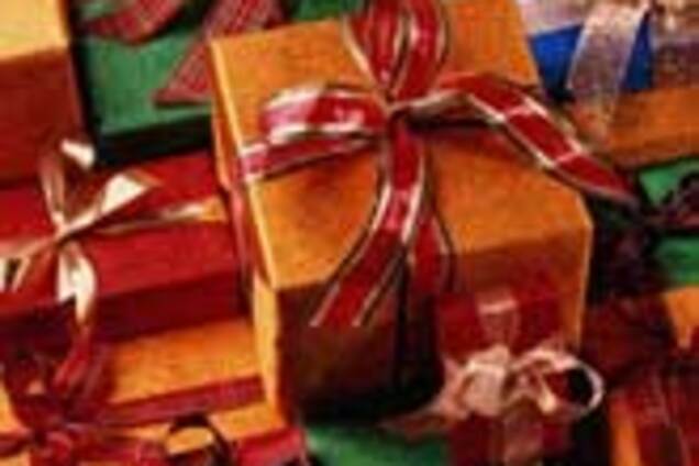 Украинцы будут экономить на новогодних подарках