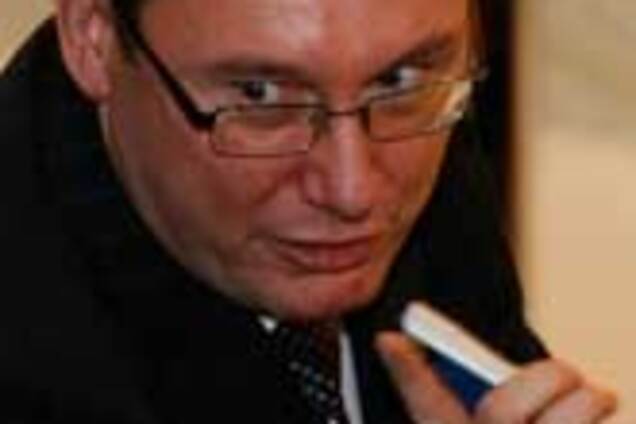 Луценко отримав доступ до кишені Аделаджі