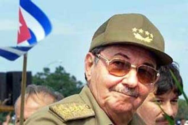 Перший офіційний візит Кастро здійснить до Чавеса