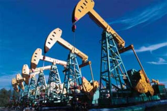 Цена на нефть упала ниже 50 долларов