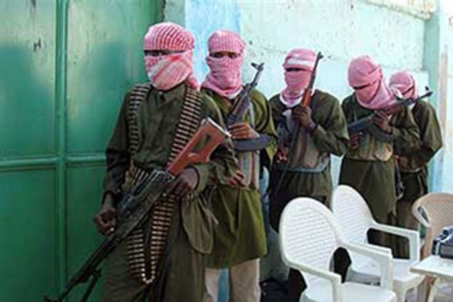 На загарбників танкера почали полювання