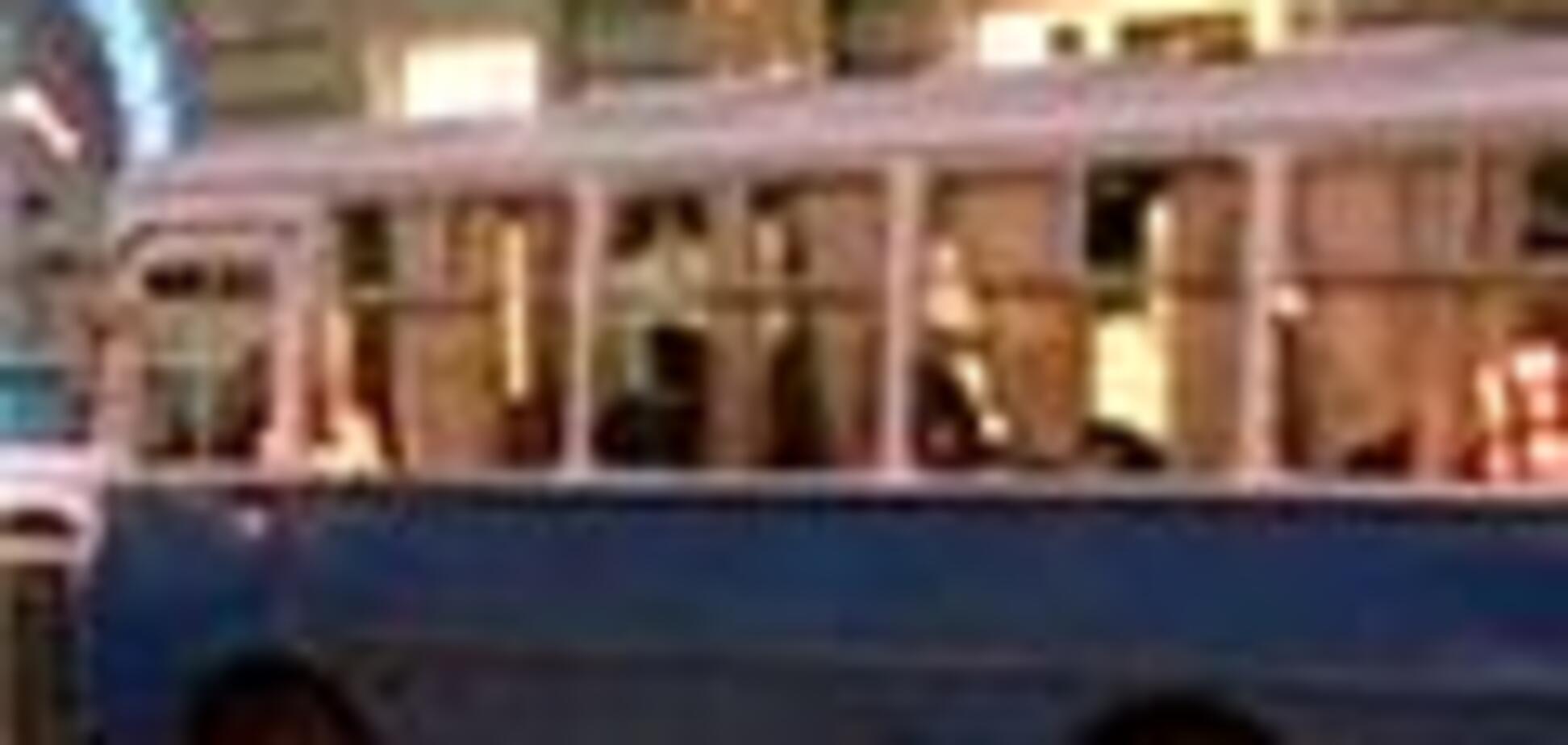 У столиці обстріляли автобус