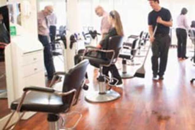 Американець убив перукаря за надто повільну роботу