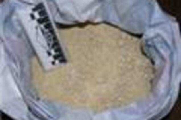 Детей чуть не напоили героиновым компотом