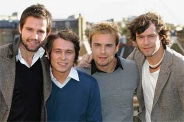 Солодкі хлопчики нарубали капусти