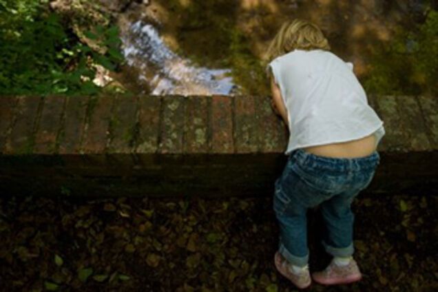 Игра в палочки спасена