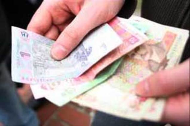 Украинцам подняли минимальную зарплату