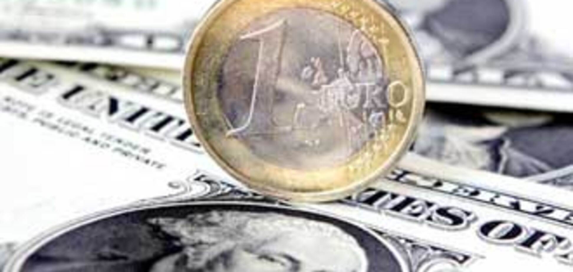 Долар і євро на міжбанку опустилися