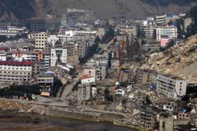 Землетрясение снова губит китайцев
