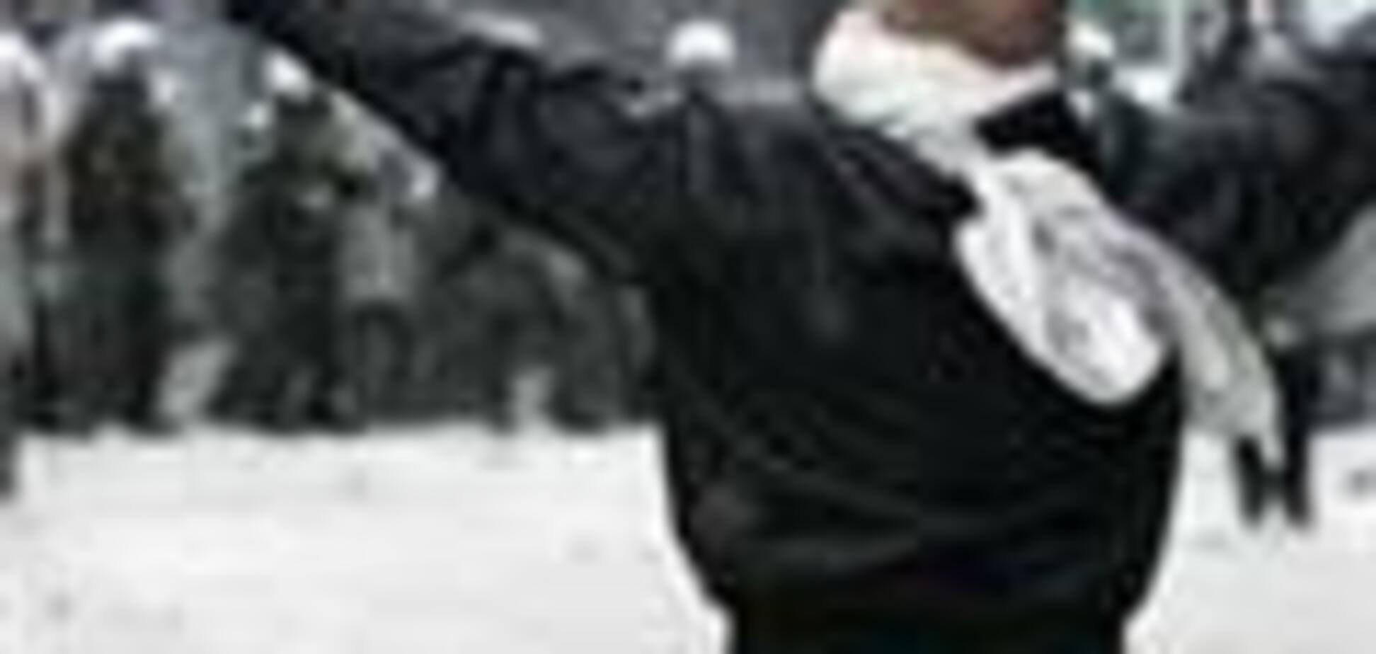 В Афинах возобновились столкновения с полицией