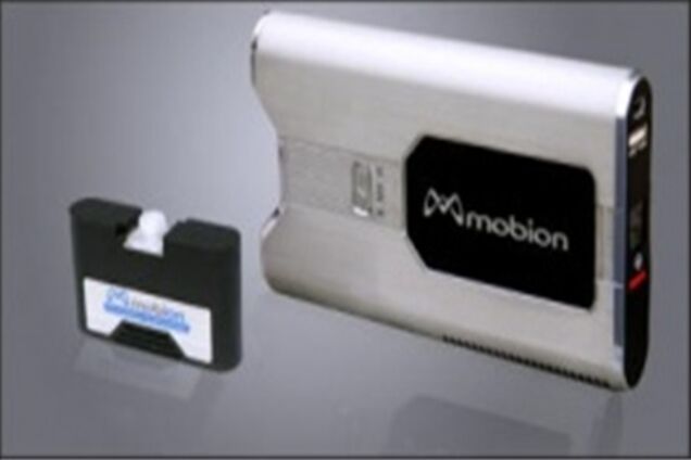 MTI Micro представила 'вечное' универсальное зарядное устройство с топливной системой питания