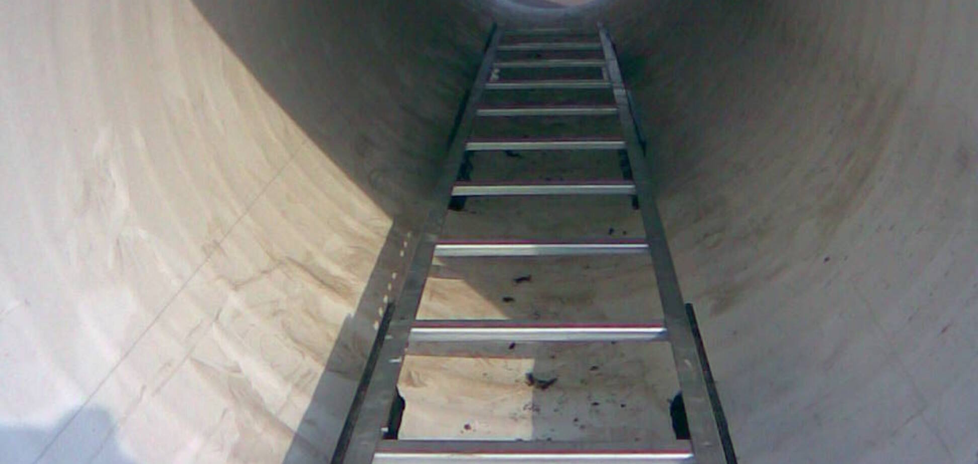 У Полтавській області пенсіонерка не змогла потонути в колодязі