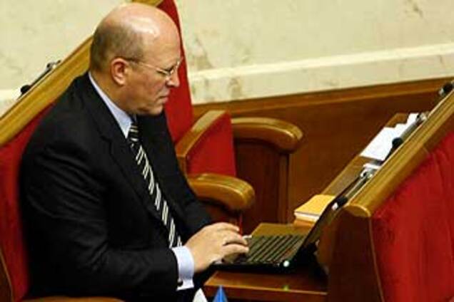 Зварич залишає 'любих друзів'