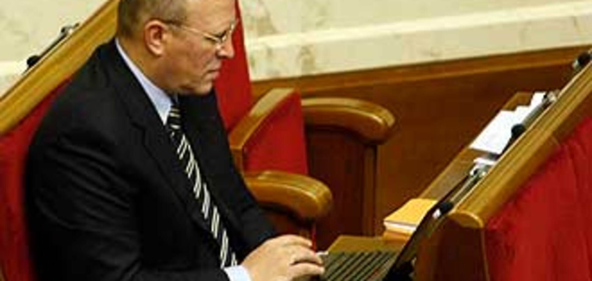 Зварич залишає 'любих друзів'