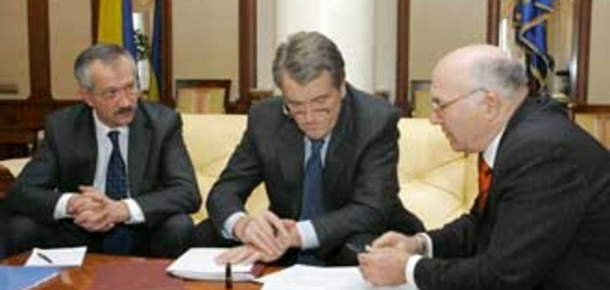 Ющенко вызвал Стельмаха, Дубину и Пинзеника на свои проводы
