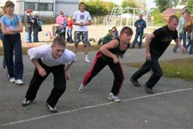 Школярі не витримують нормативів на фізкультурі