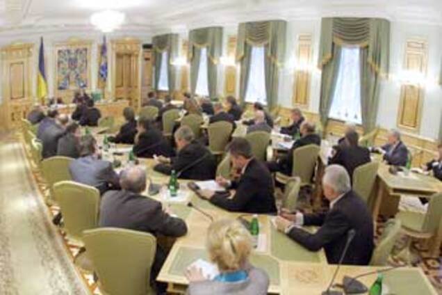 Гарант взяв 10 днів на реанімацію гривні