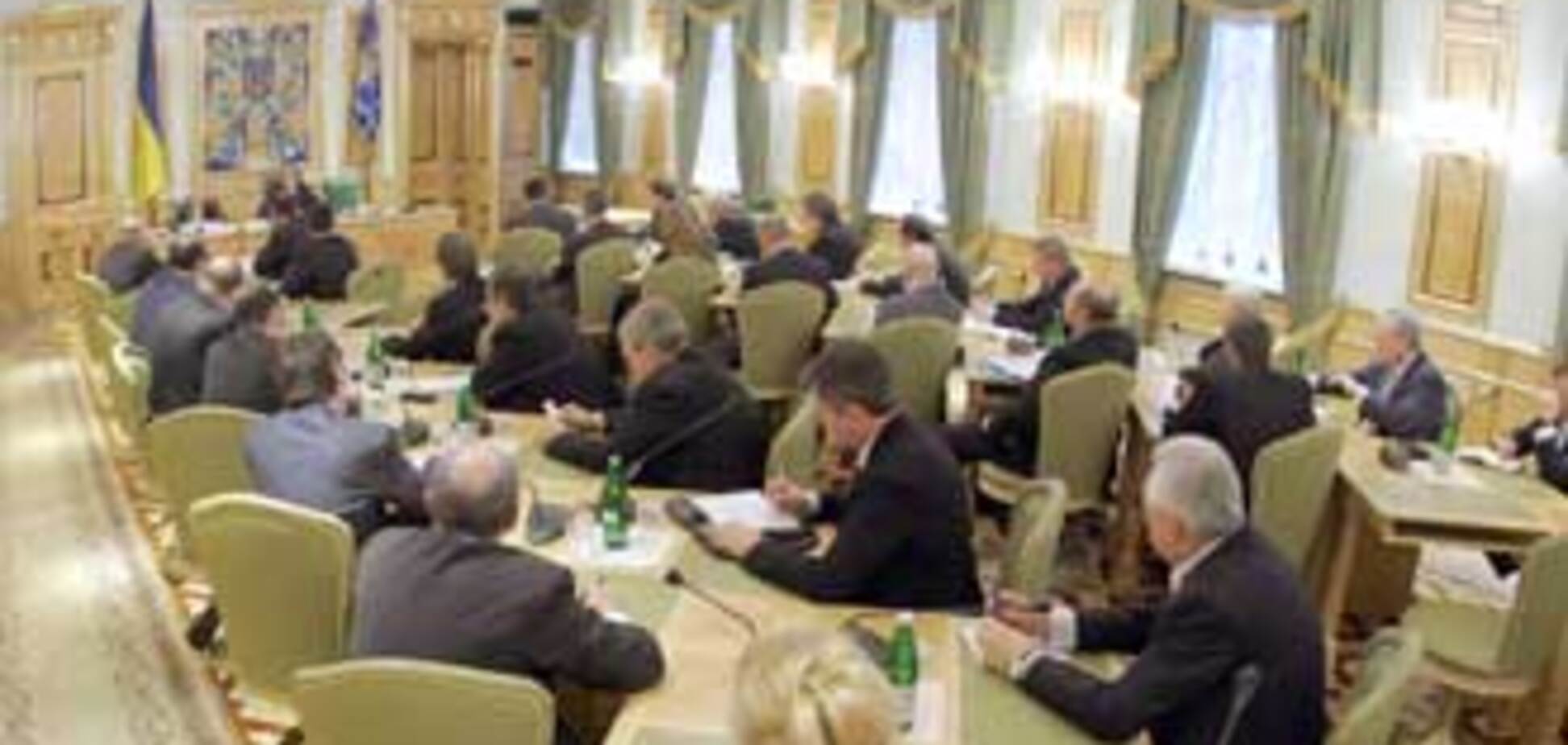 Ющенко закликав банкірів не терпіти балаканину Тимошенко