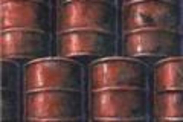 Нефть дешевеет потому, что ее негде хранить