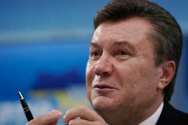 Янукович відправляє Кабмін у відставку