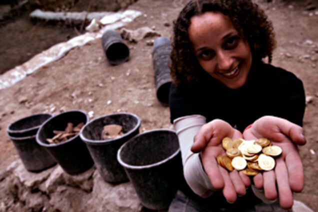 В Єрусалимі знайдено найбільший скарб монет