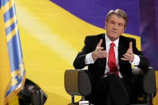 Президент обвинил БЮТ в деле Зварича
