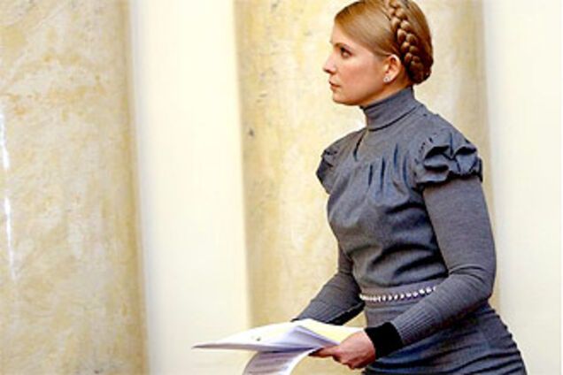 У розпал кризи Кабмін сам собі виписує премії