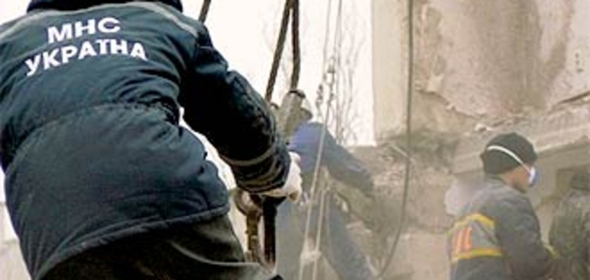 Тимошенко и Ющенко в экстренном порядке вылетели в Евпаторию