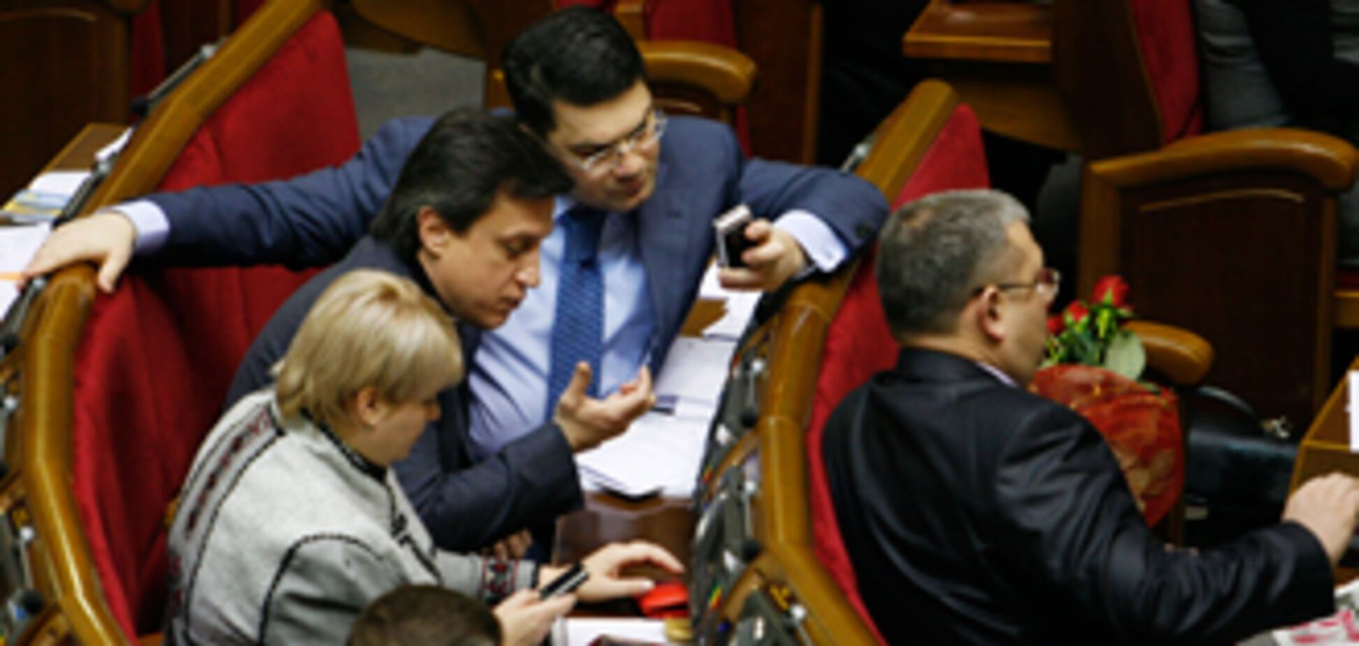 Рада почти вдвое увеличила акцизы на бензин