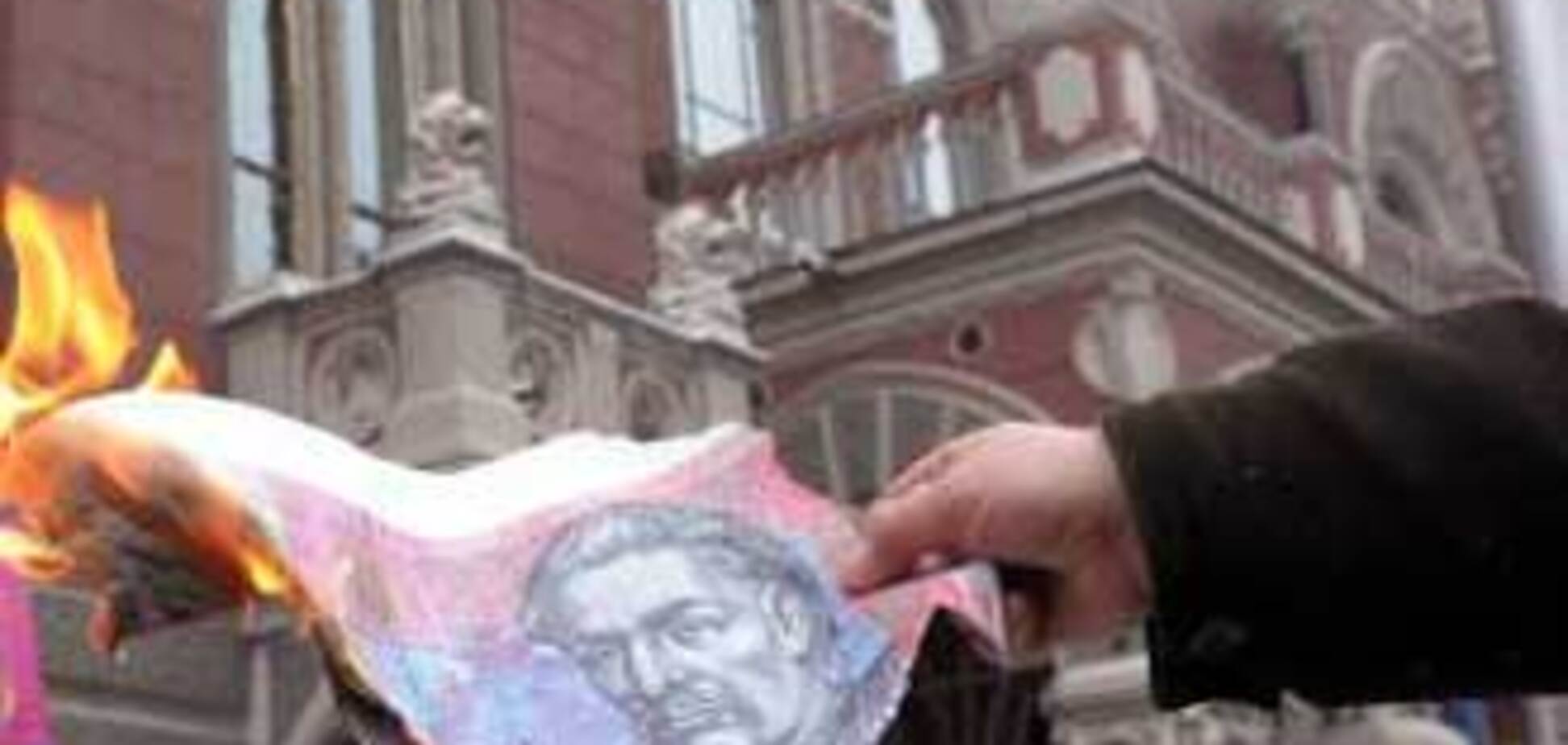 НБУ отчитается только вместе с правительством