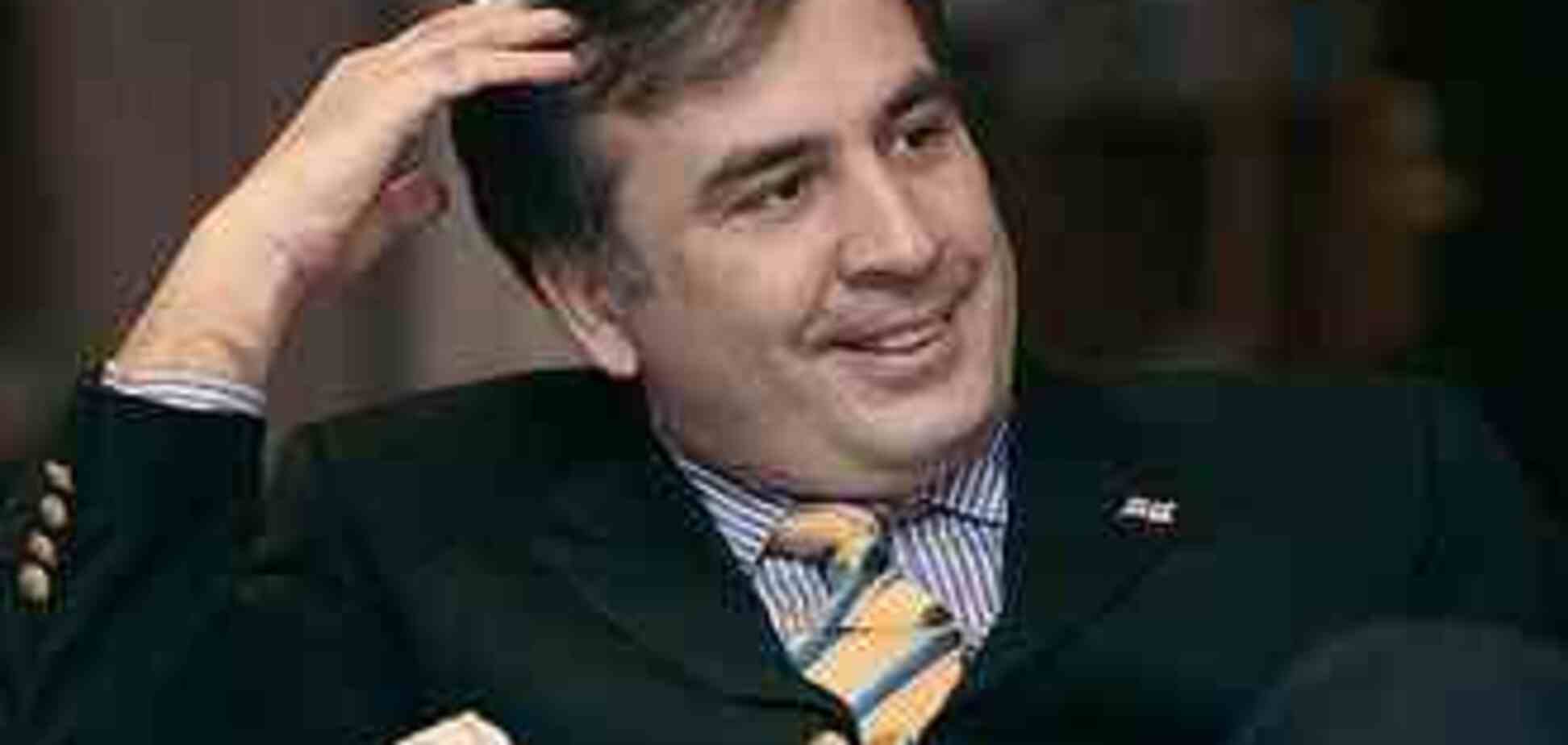 Саакашвили откажется от власти в пользу парламента