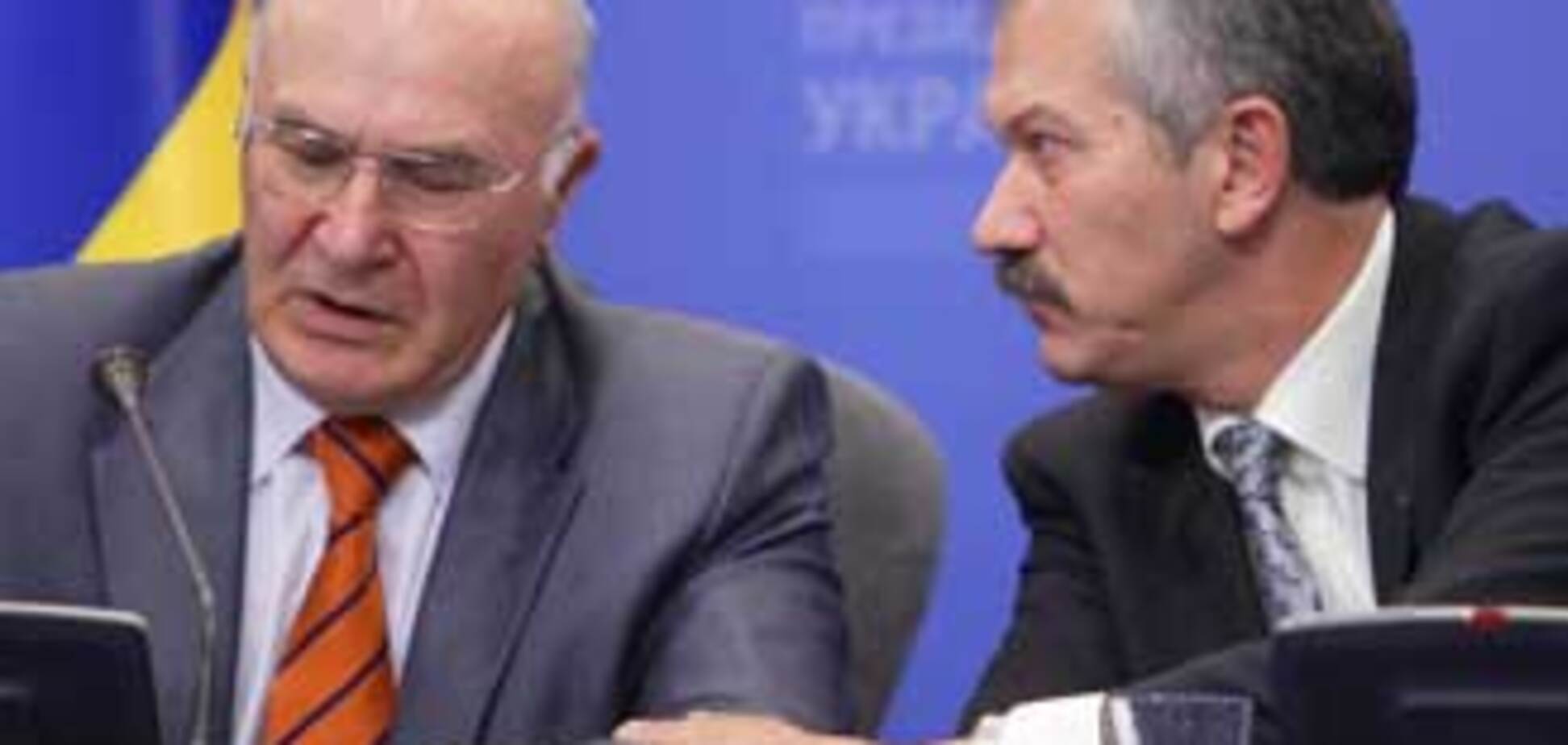 Ющенко вызывает Пинзеника и Стельмаха