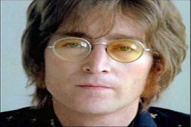 Джон Леннон жив и рекламирует низкобюджетные ноутбуки XO