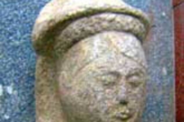 В Запорожье утопили чучело с косой