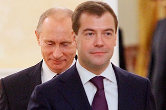 Медведев одобрил увеличение срока президента