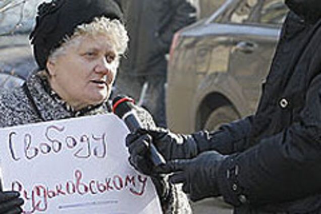 Шуфрич объявил о параличе Рудьковского