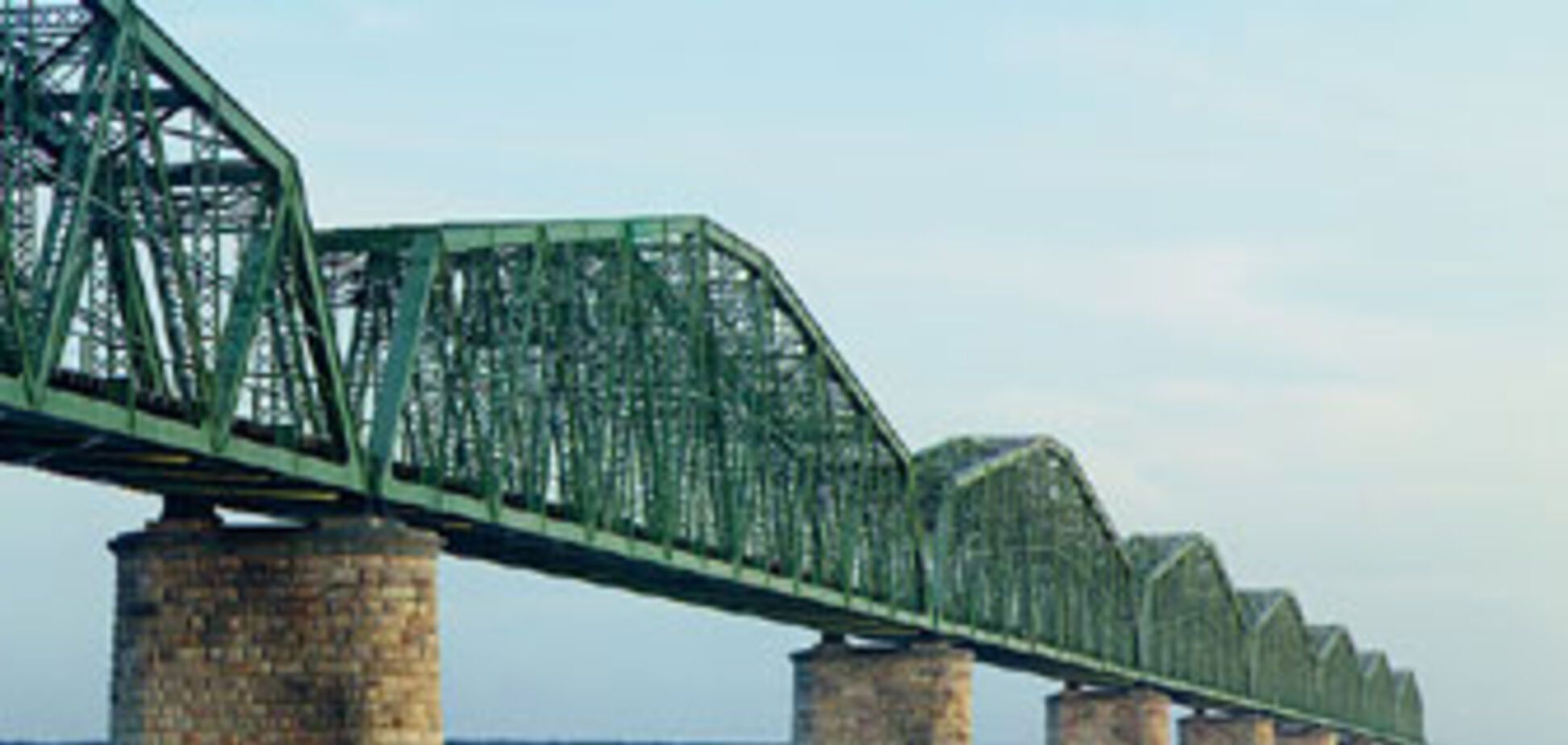 Мисливці за металобрухтом вкрали 4-тонний міст