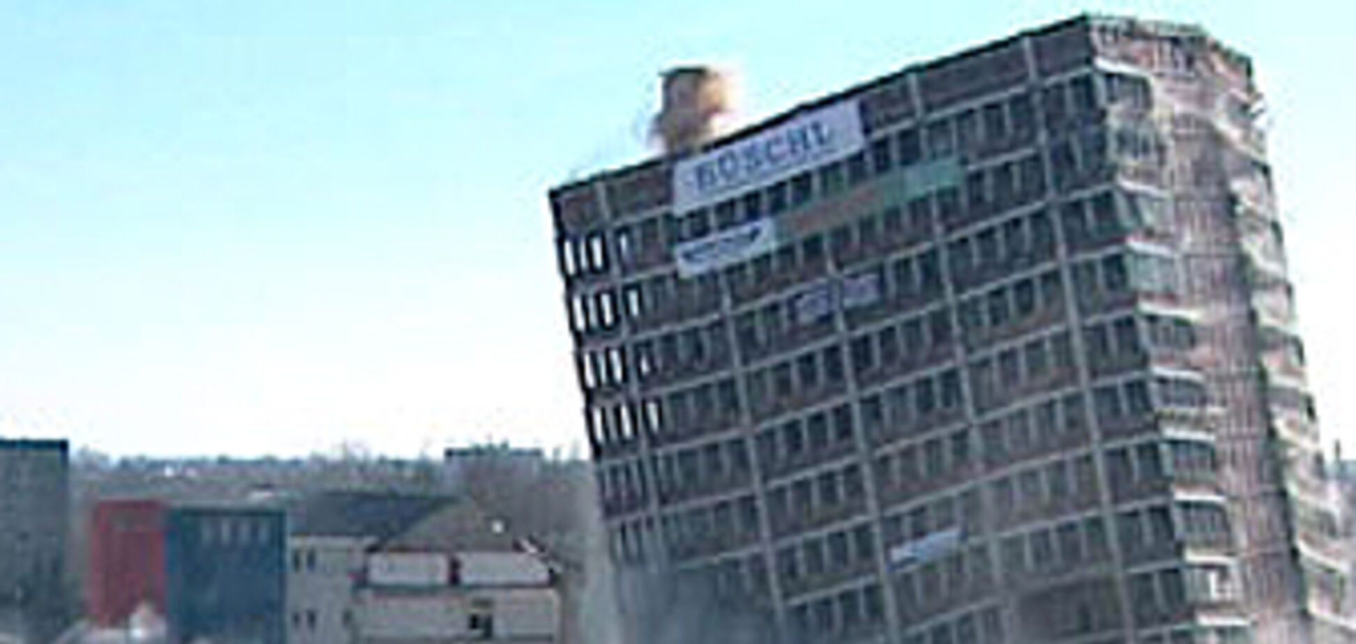 Половина Мюнхена наблюдала падение небоскреба